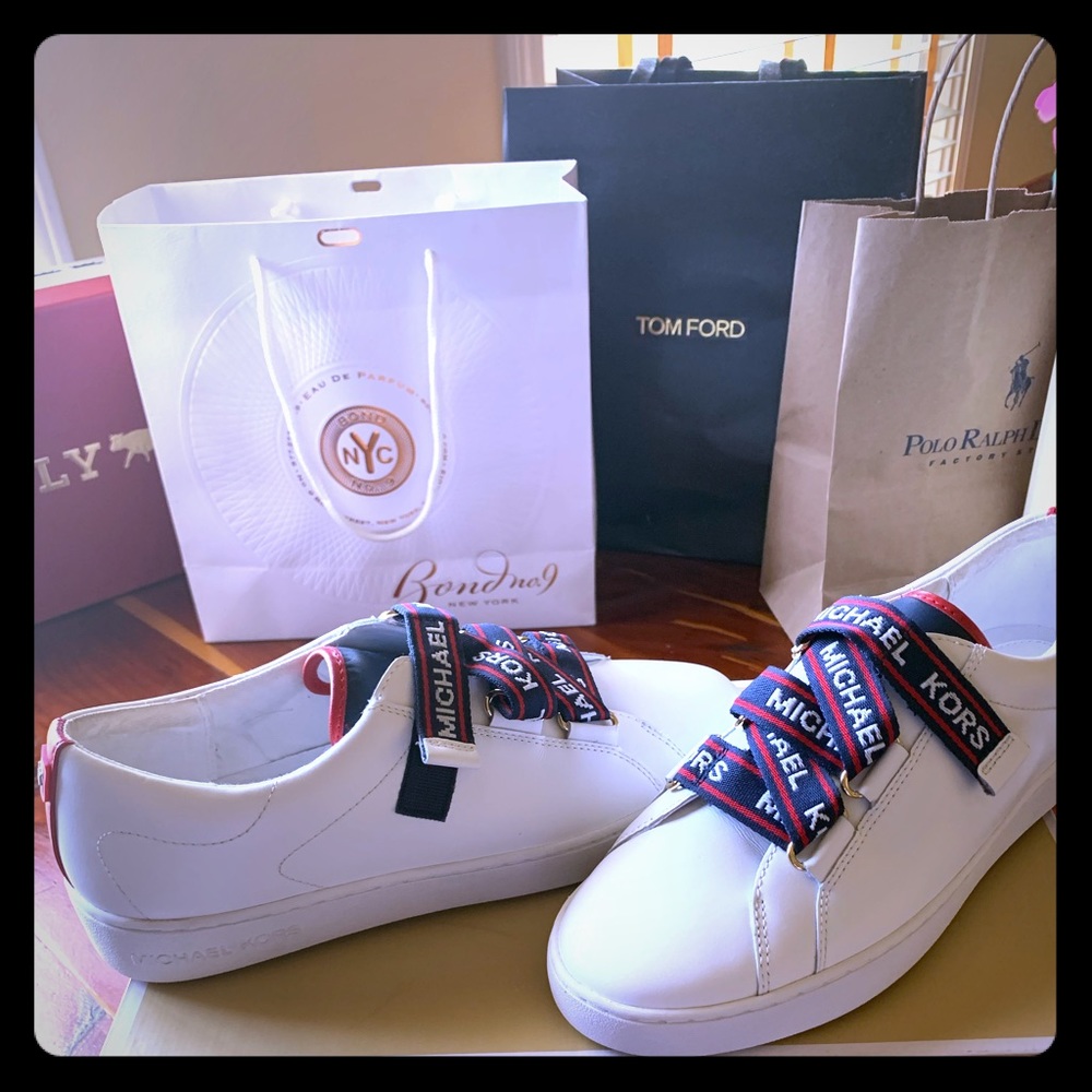 Micheal Kors sneakers